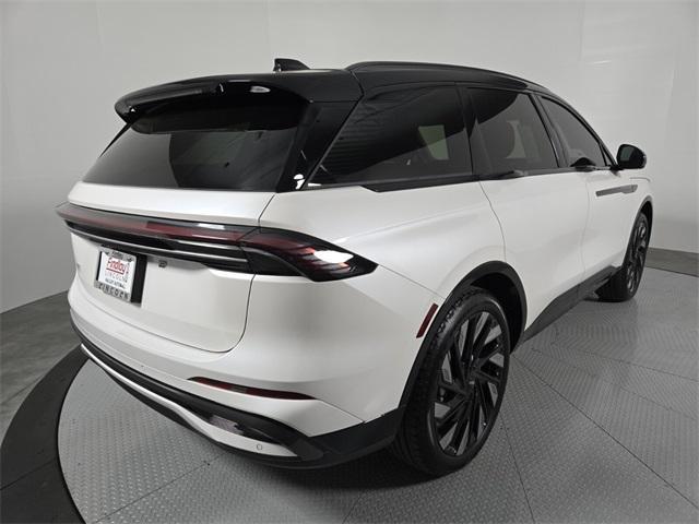 new 2025 Lincoln Nautilus car, priced at $65,455