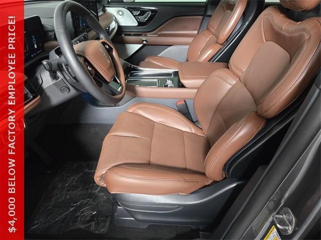new 2025 Lincoln Aviator car, priced at $72,027