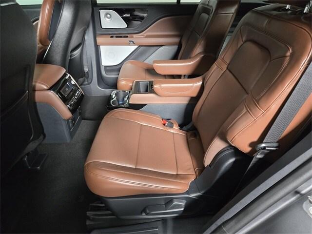 new 2025 Lincoln Aviator car, priced at $74,027