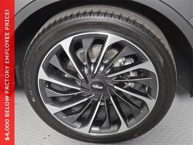 new 2025 Lincoln Aviator car, priced at $72,027