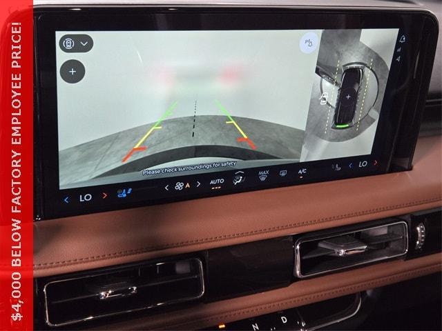 new 2025 Lincoln Aviator car, priced at $72,027