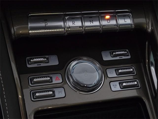 new 2024 Lincoln Nautilus car, priced at $72,321