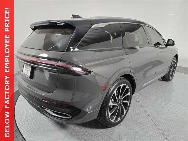 new 2024 Lincoln Nautilus car, priced at $70,542