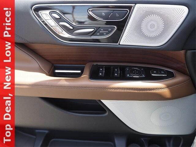 new 2023 Lincoln Navigator car, priced at $80,990