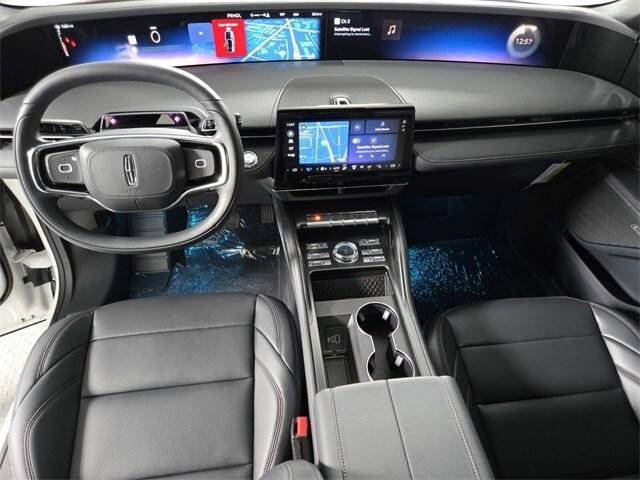 new 2025 Lincoln Nautilus car, priced at $63,907
