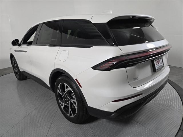 new 2025 Lincoln Nautilus car, priced at $63,907
