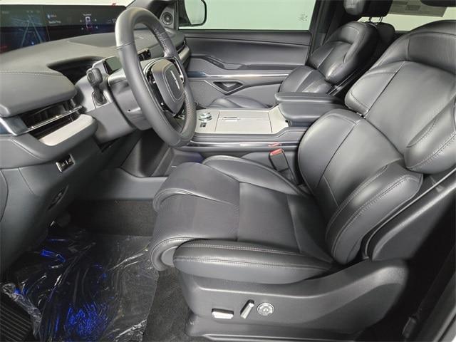 new 2025 Lincoln Navigator L car, priced at $110,075