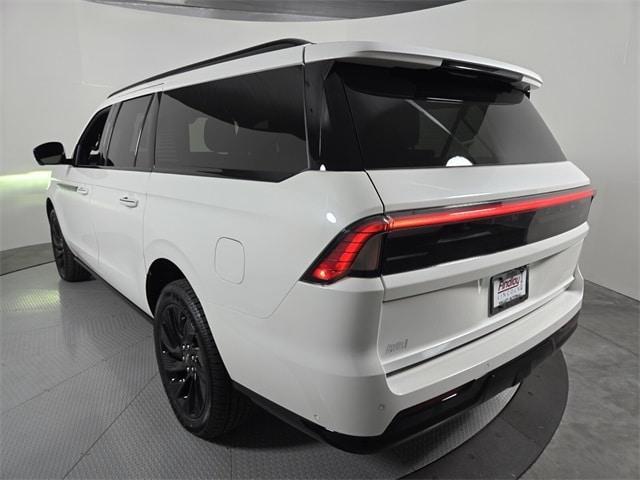 new 2025 Lincoln Navigator L car, priced at $110,075