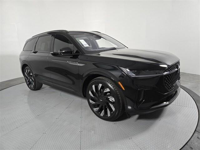 new 2025 Lincoln Nautilus car, priced at $73,236