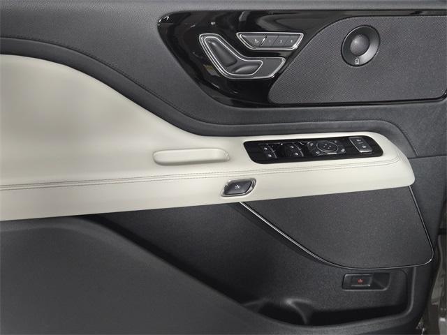 new 2025 Lincoln Aviator car, priced at $59,562
