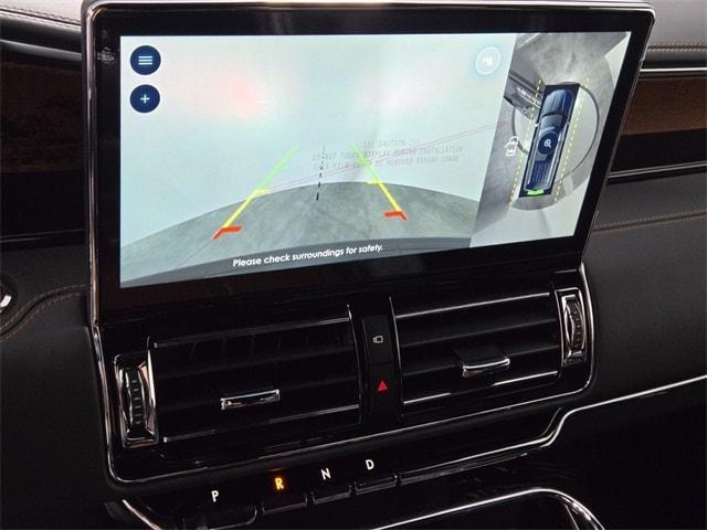 new 2024 Lincoln Navigator L car, priced at $105,071
