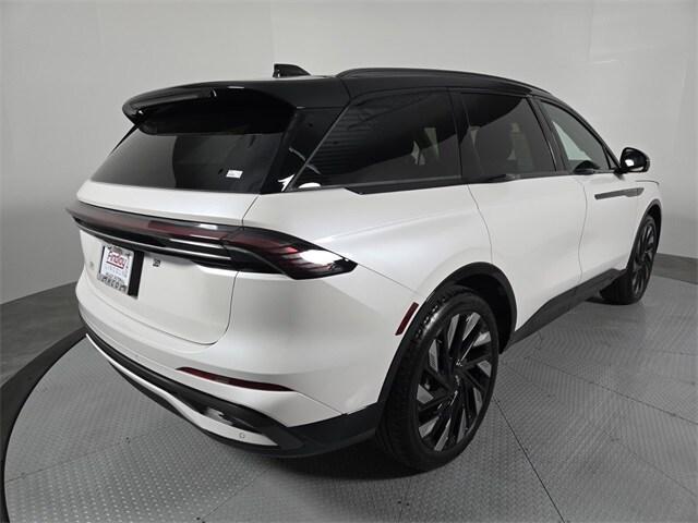 new 2025 Lincoln Nautilus car, priced at $73,971
