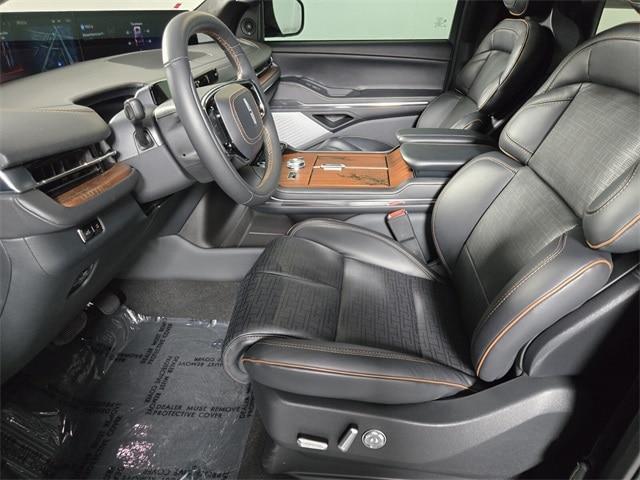 new 2025 Lincoln Navigator L car, priced at $124,835