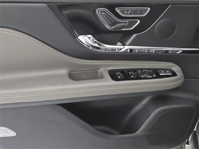 new 2025 Lincoln Corsair car, priced at $56,006
