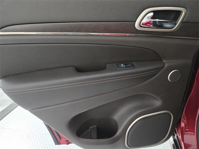 used 2014 Jeep Grand Cherokee car, priced at $14,810