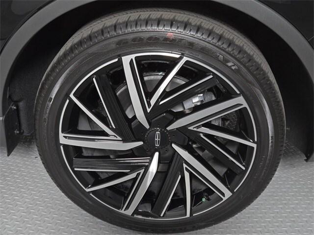 new 2025 Lincoln Aviator car, priced at $77,362