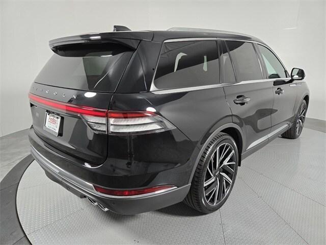 new 2025 Lincoln Aviator car, priced at $77,362