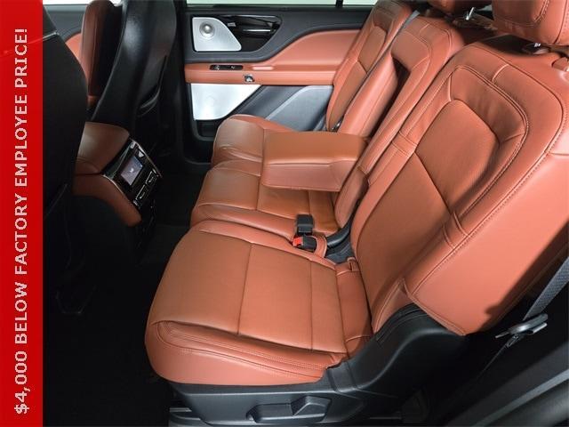 new 2025 Lincoln Aviator car, priced at $72,405
