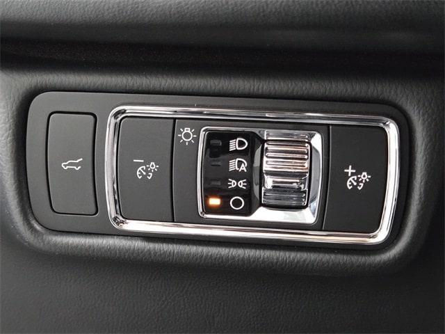 used 2022 Lincoln Aviator car, priced at $38,984
