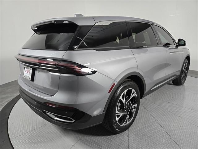 new 2025 Lincoln Nautilus car, priced at $53,151