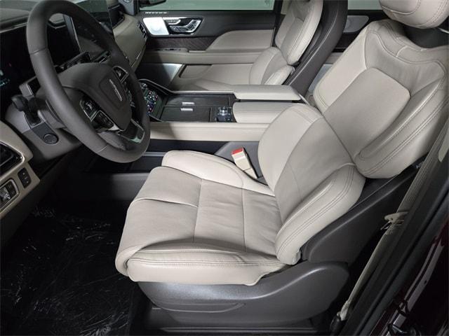 new 2024 Lincoln Navigator L car, priced at $98,098