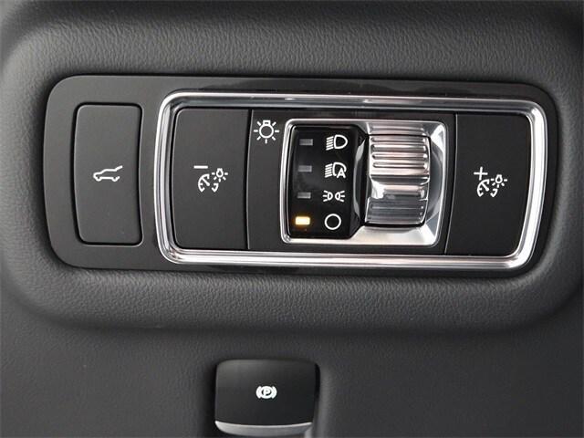 new 2025 Lincoln Nautilus car, priced at $58,100