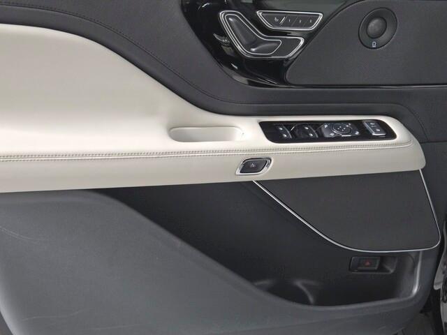 new 2025 Lincoln Aviator car, priced at $59,735