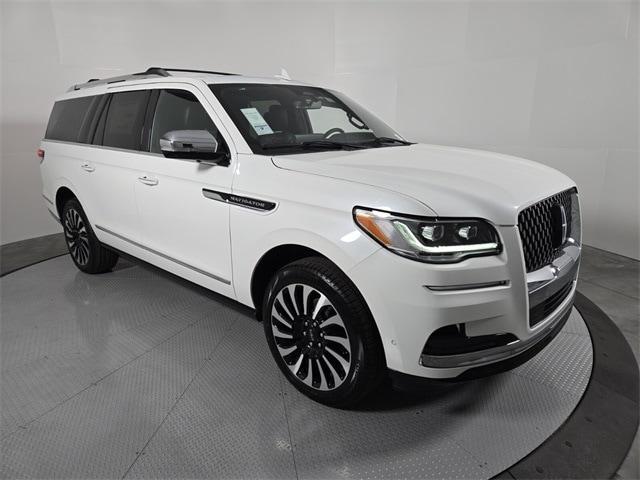 new 2024 Lincoln Navigator L car, priced at $105,911