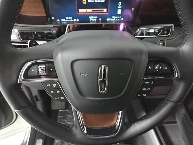 new 2024 Lincoln Navigator L car, priced at $105,911