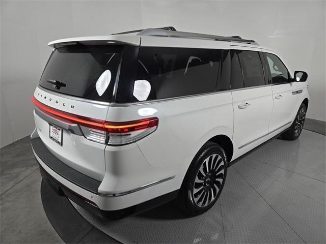 new 2024 Lincoln Navigator L car, priced at $105,911