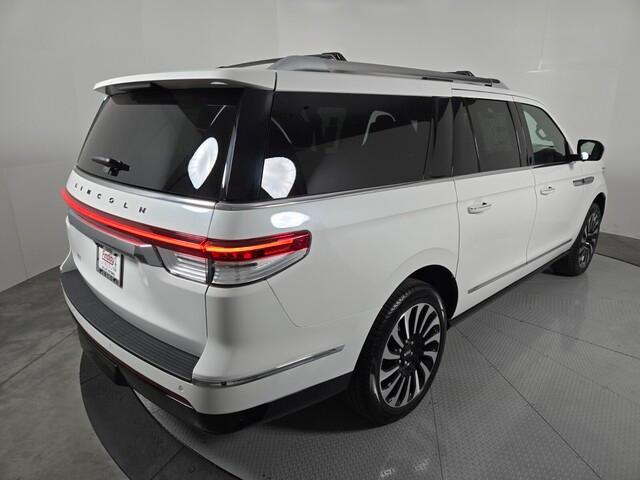 new 2024 Lincoln Navigator L car, priced at $98,411