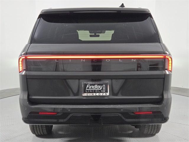 new 2025 Lincoln Navigator car, priced at $121,590