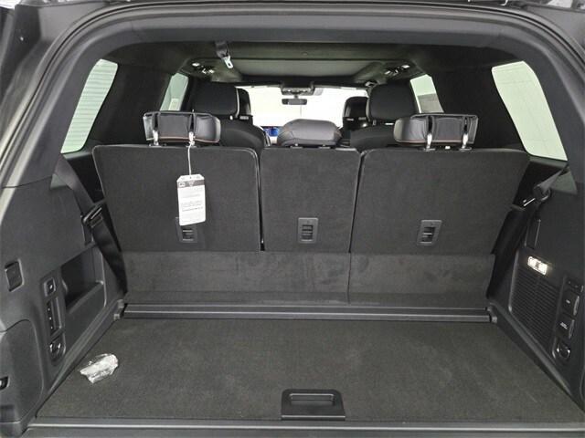 new 2025 Lincoln Navigator car, priced at $121,590