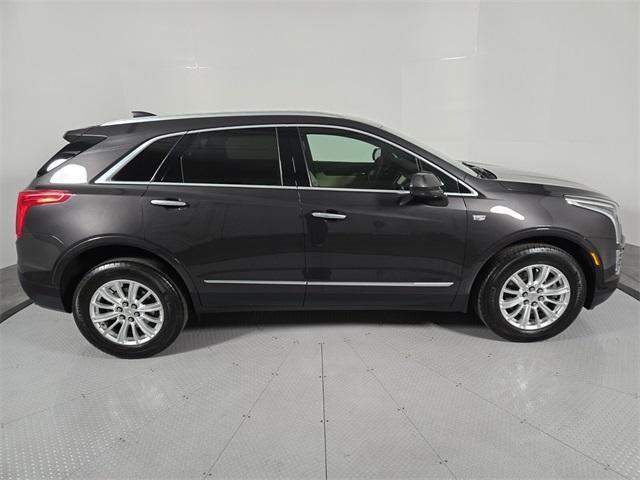 used 2017 Cadillac XT5 car, priced at $17,984