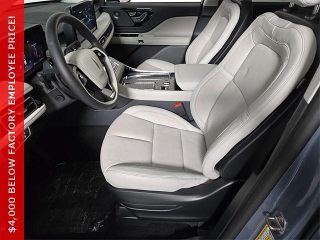 new 2025 Lincoln Aviator car, priced at $63,222