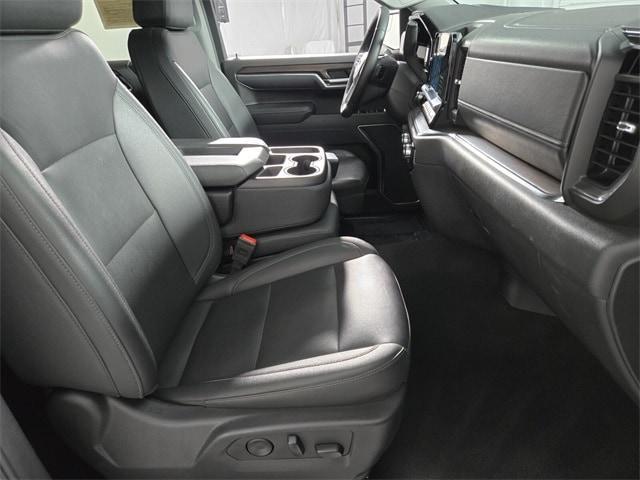 used 2025 GMC Sierra 1500 car, priced at $45,832