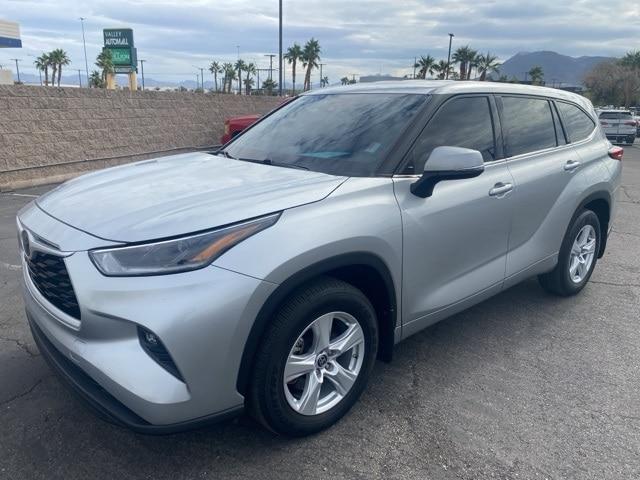 used 2021 Toyota Highlander car, priced at $28,129