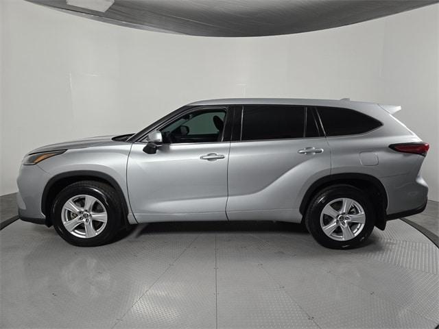 used 2021 Toyota Highlander car, priced at $27,559