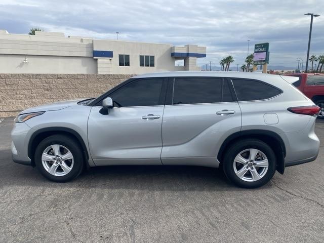 used 2021 Toyota Highlander car, priced at $28,129