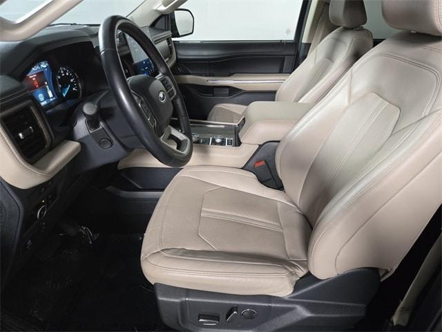used 2024 Ford Expedition car, priced at $47,553