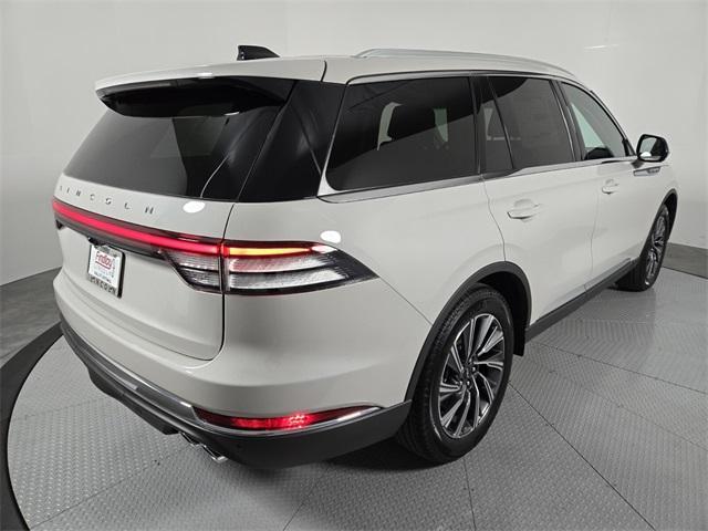 new 2025 Lincoln Aviator car, priced at $61,325