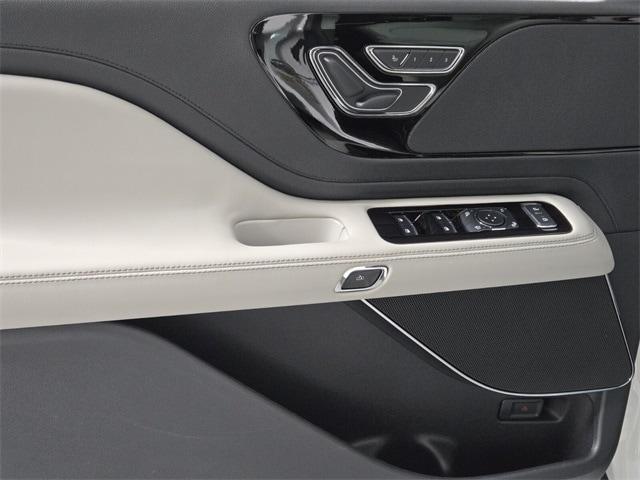 new 2025 Lincoln Aviator car, priced at $59,881