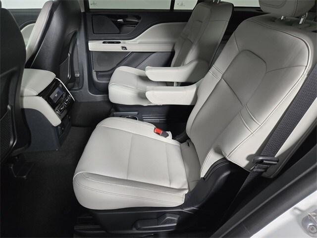 new 2025 Lincoln Aviator car, priced at $59,881