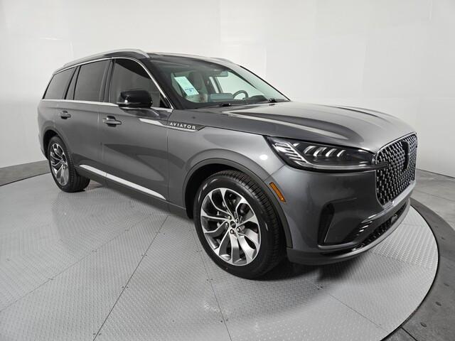 new 2025 Lincoln Aviator car, priced at $57,292