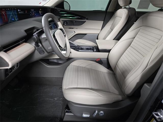 new 2025 Lincoln Nautilus car, priced at $66,420