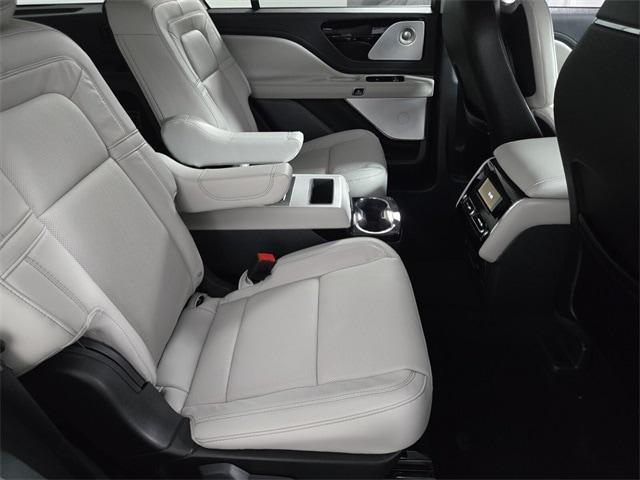 new 2025 Lincoln Aviator car, priced at $80,791