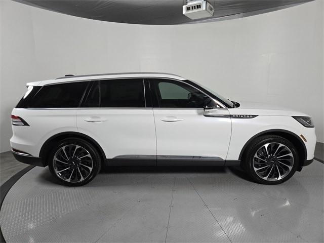 new 2025 Lincoln Aviator car, priced at $80,791