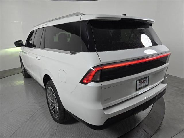 new 2025 Lincoln Navigator L car, priced at $107,325