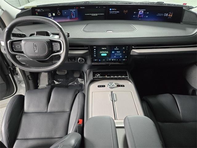 new 2025 Lincoln Navigator L car, priced at $107,325