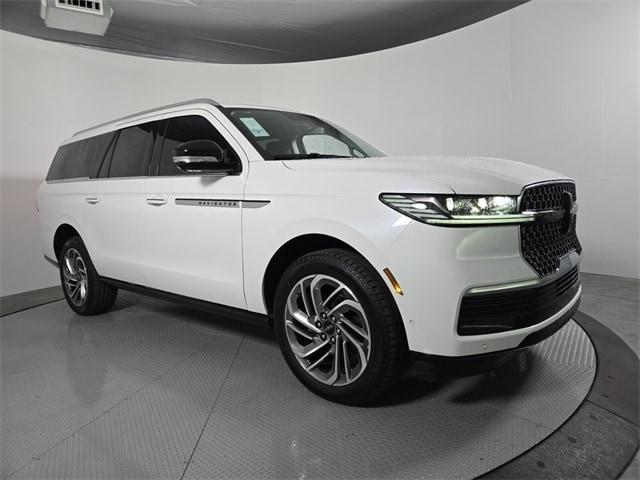 new 2025 Lincoln Navigator L car, priced at $107,325